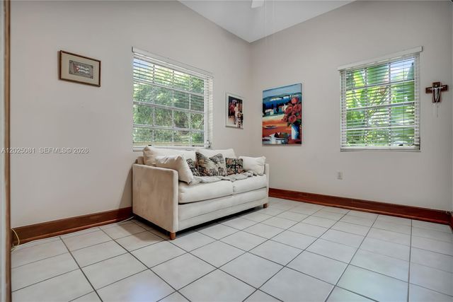9861 SW 130th St, Miami, FL 33176