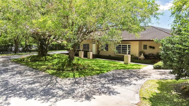 9861 SW 130th St, Miami, FL 33176