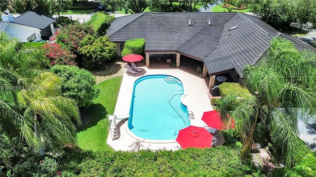 9861 SW 130th St, Miami, FL 33176