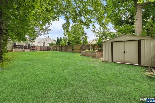 203 Willow Avenue, Hackensack, NJ 07601