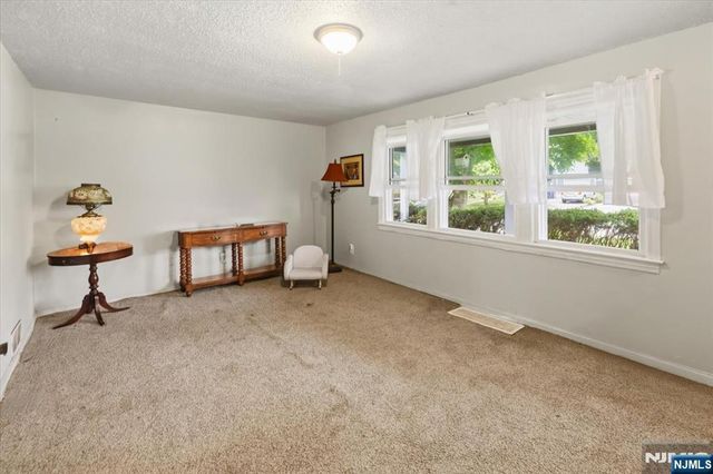 203 Willow Avenue, Hackensack, NJ 07601