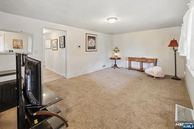 203 Willow Avenue, Hackensack, NJ 07601