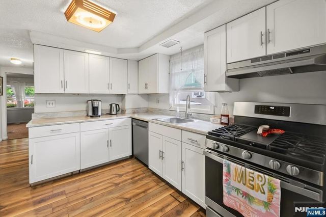 203 Willow Avenue, Hackensack, NJ 07601
