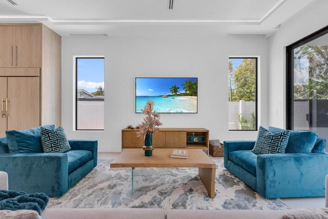 239 NE 11th Street, Delray Beach, FL 33444