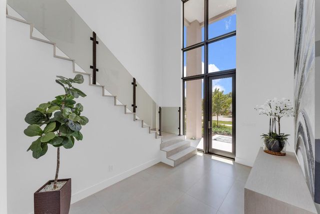 239 NE 11th Street, Delray Beach, FL 33444