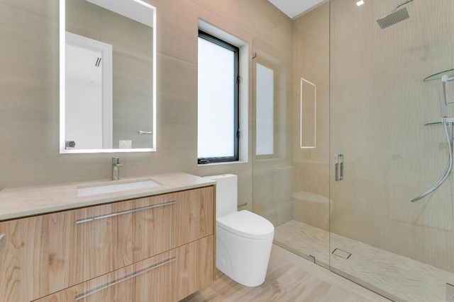 239 NE 11th Street, Delray Beach, FL 33444