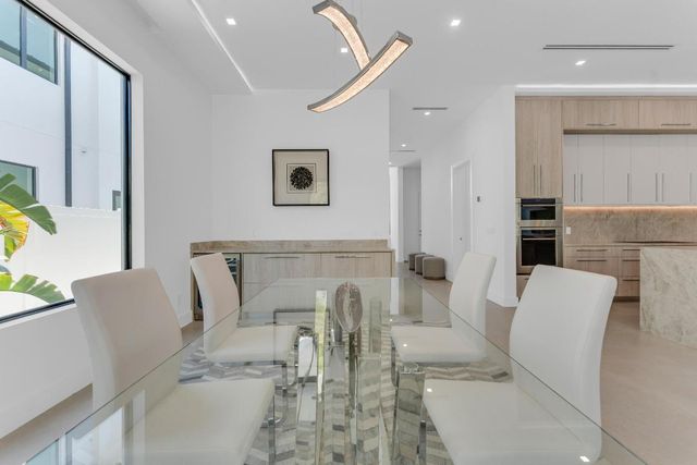 239 NE 11th Street, Delray Beach, FL 33444