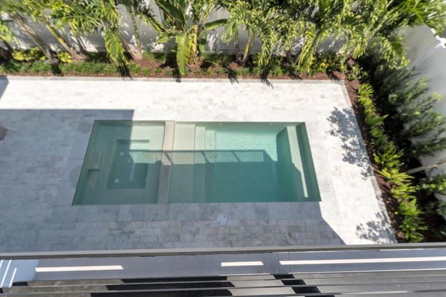 239 NE 11th Street, Delray Beach, FL 33444