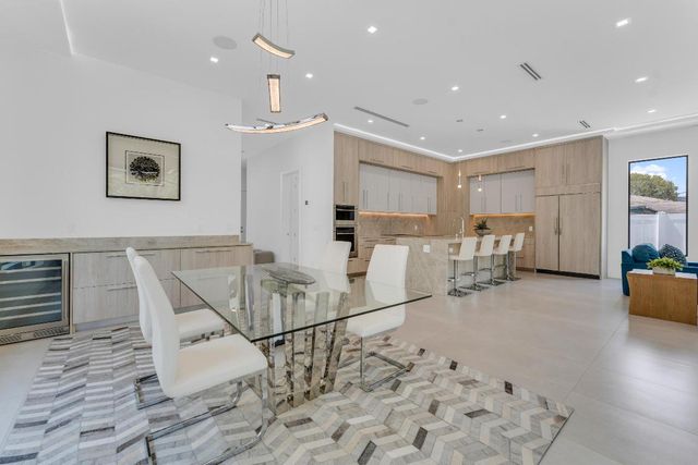 239 NE 11th Street, Delray Beach, FL 33444