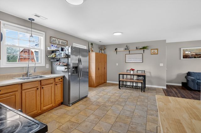 115 Spanish Ct, Dickson, TN 37055