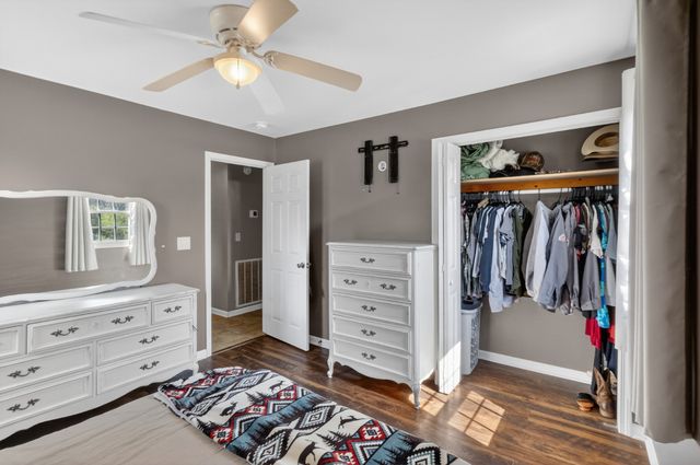 115 Spanish Ct, Dickson, TN 37055