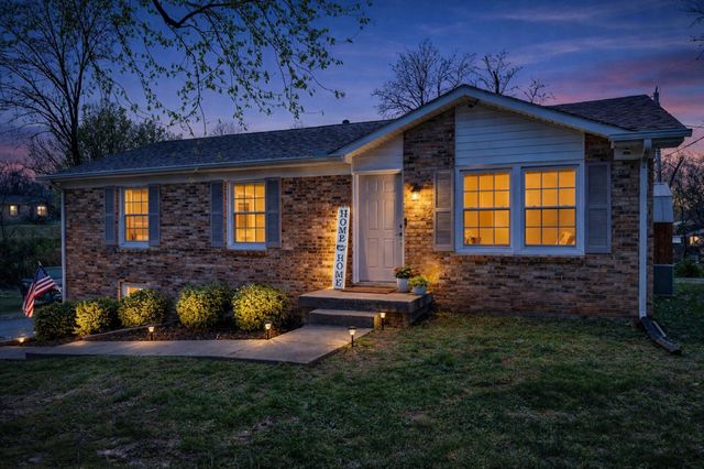 115 Spanish Ct, Dickson, TN 37055