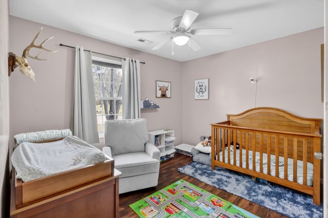 115 Spanish Ct, Dickson, TN 37055