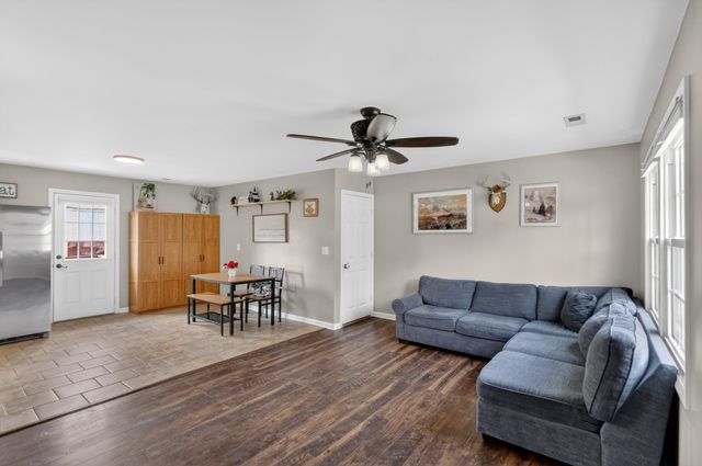 115 Spanish Ct, Dickson, TN 37055