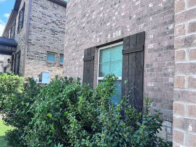 533 Gabrielle Anne DR, Leander, TX 78641