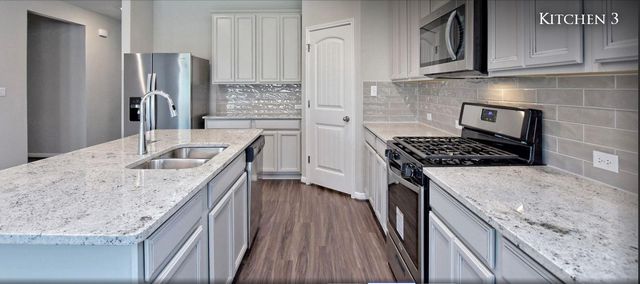 533 Gabrielle Anne DR, Leander, TX 78641