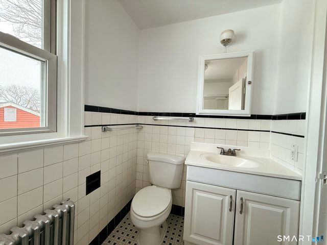 8 Garden Street, Naugatuck, CT 06770