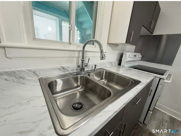 8 Garden Street, Naugatuck, CT 06770