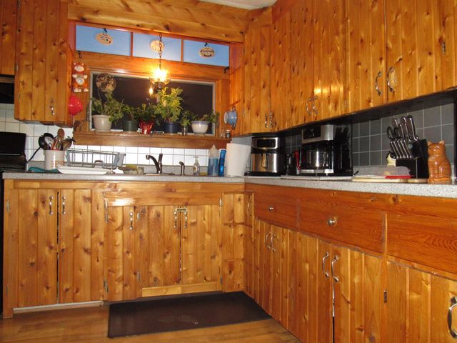 1901 Cross Road, Jay, VT 05859