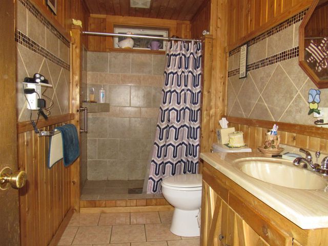 1901 Cross Road, Jay, VT 05859