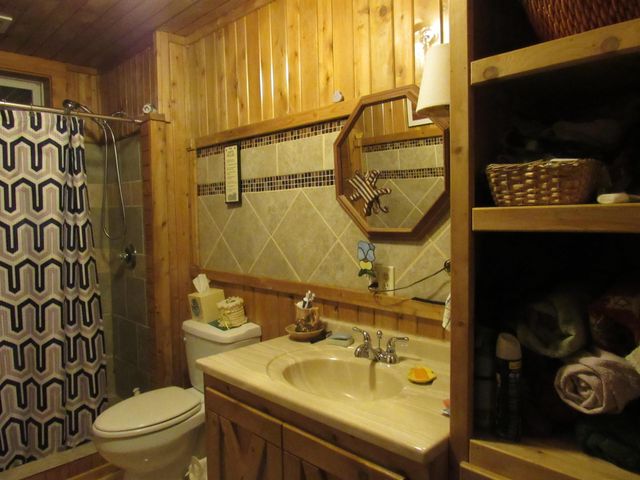 1901 Cross Road, Jay, VT 05859