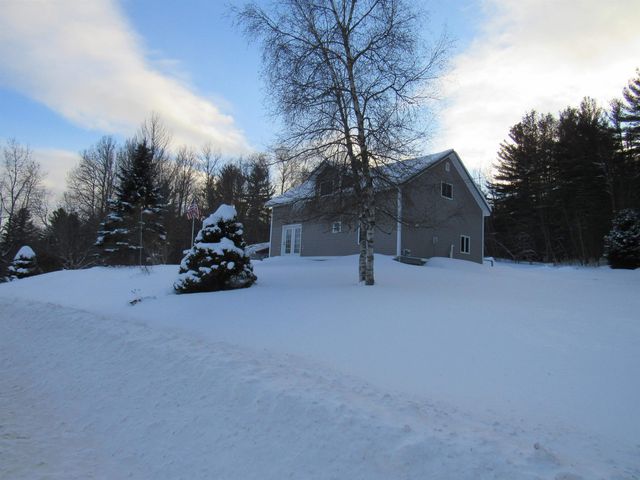 1901 Cross Road, Jay, VT 05859
