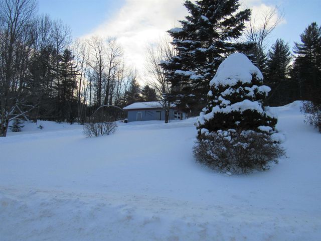 1901 Cross Road, Jay, VT 05859