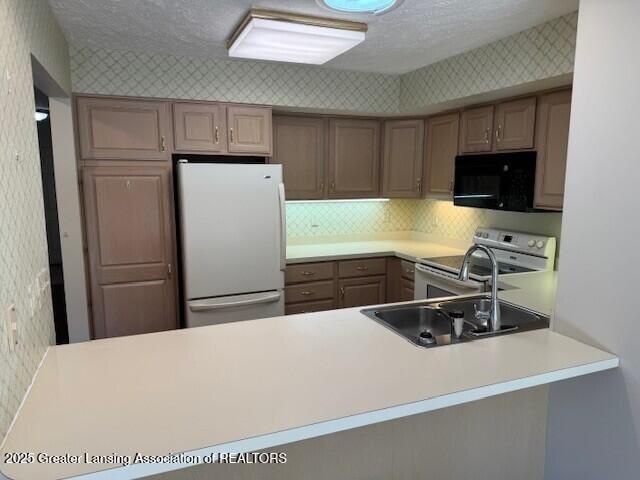 894 Lenna Keith Circle, East Lansing, MI 48823