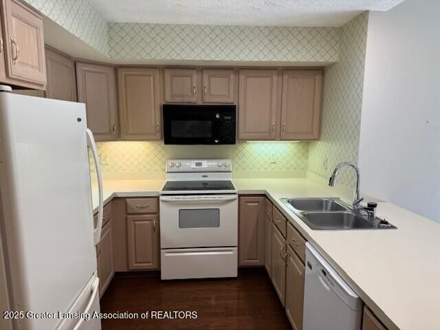 894 Lenna Keith Circle, East Lansing, MI 48823