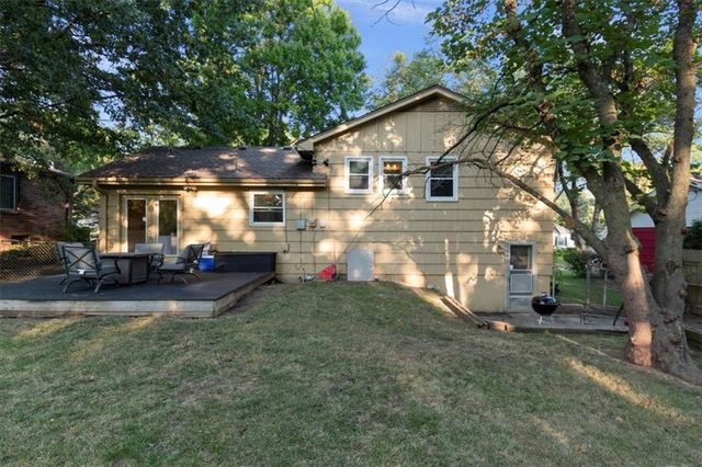 7906 Appleton Avenue, Raytown, MO 64138