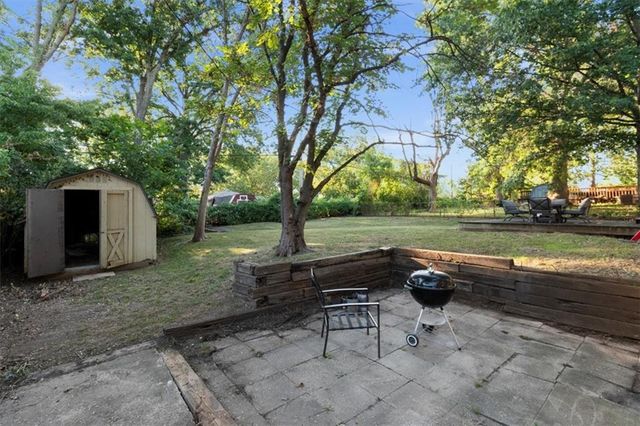 7906 Appleton Avenue, Raytown, MO 64138