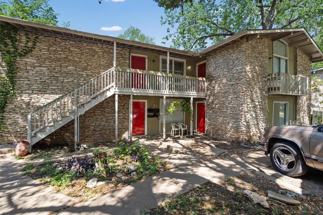 2501 Manor CIR A, Austin, TX 78723