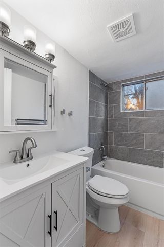 2501 Manor CIR A, Austin, TX 78723