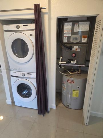 2630 NE 3rd Dr 101, Homestead, FL 33033