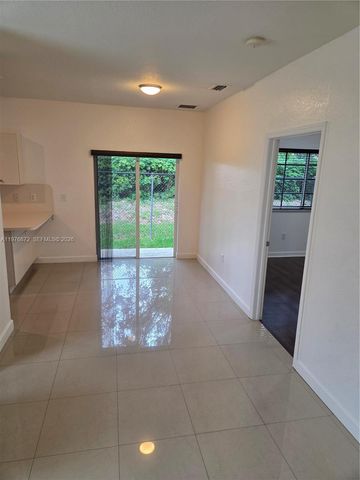 2630 NE 3rd Dr 101, Homestead, FL 33033