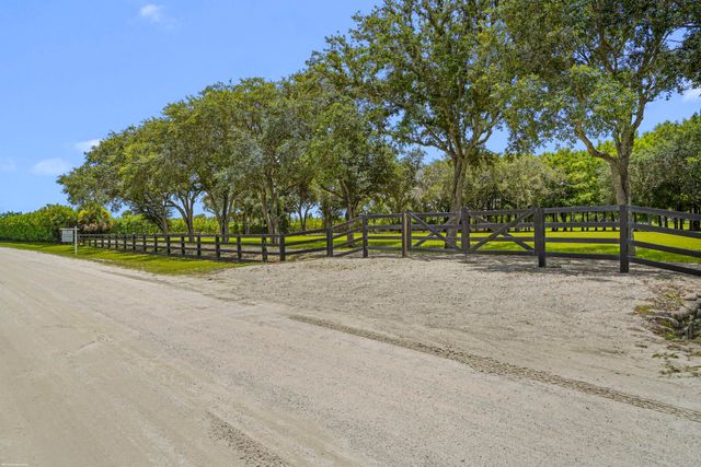 16451 Norris Road, Wellington, FL 33470