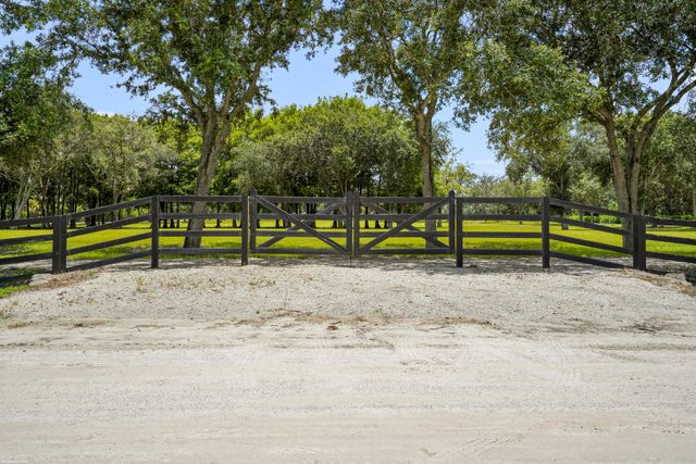 16451 Norris Road, Wellington, FL 33470