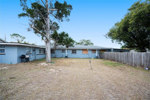 105 HILL CIRCLE, Lake Wales, FL 33859