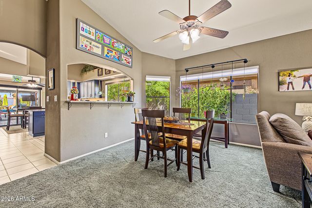 322 E Hearne Way, Gilbert, AZ 85234