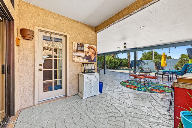 322 E Hearne Way, Gilbert, AZ 85234