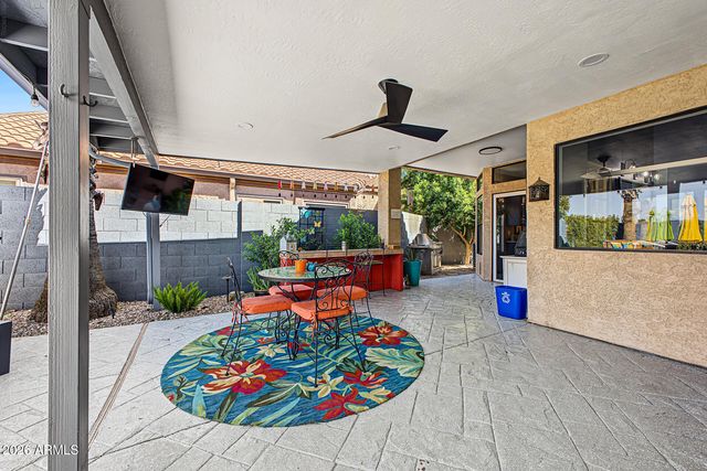 322 E Hearne Way, Gilbert, AZ 85234