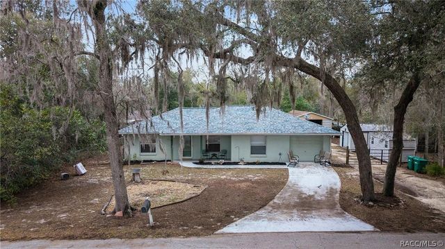 9329 E Sycamore Place, Inverness, FL 34450