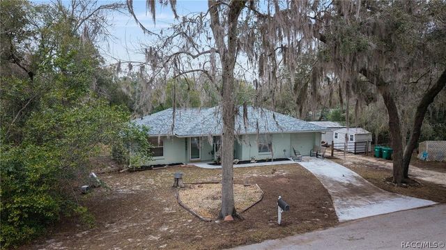 9329 E Sycamore Place, Inverness, FL 34450