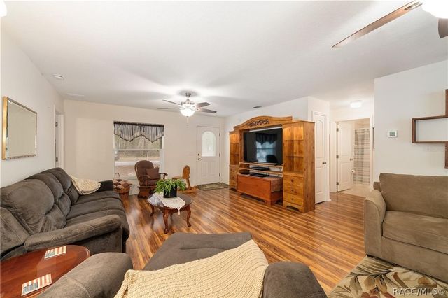 9329 E Sycamore Place, Inverness, FL 34450