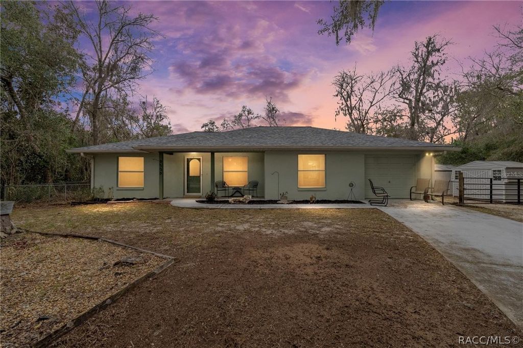 9329 E Sycamore Place, Inverness, FL 34450