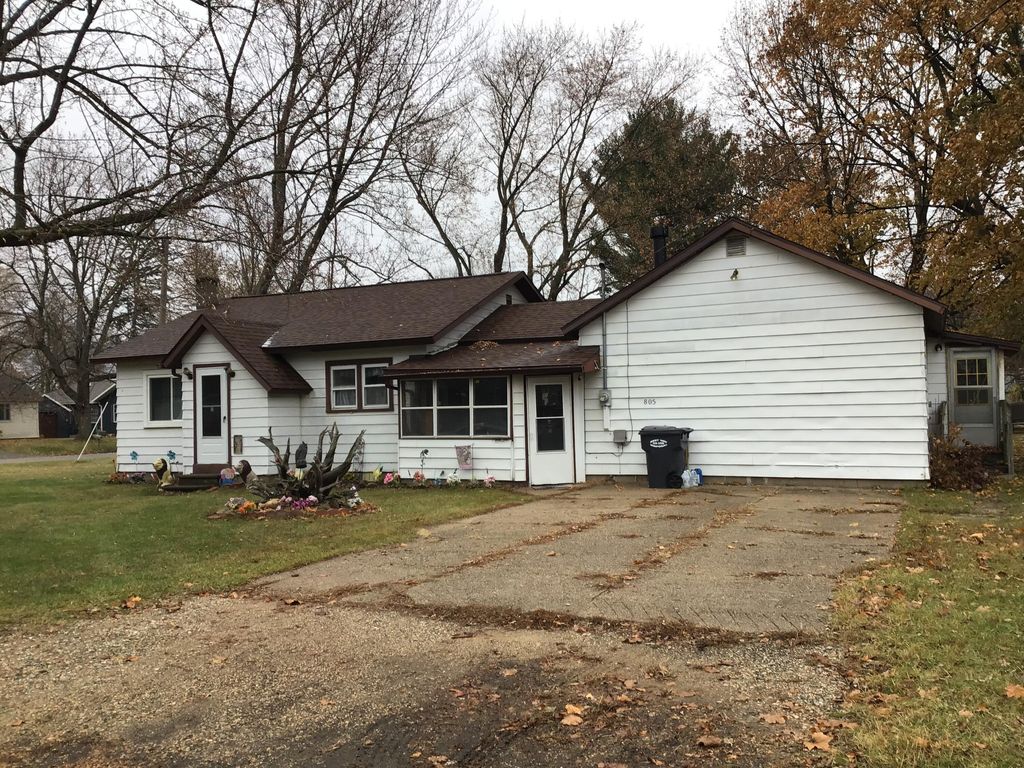 805 Irving Street, Otsego, MI 49078