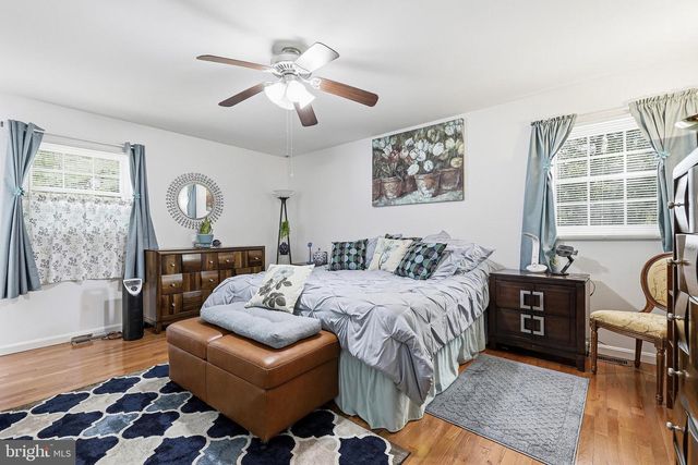 5 SUMNER CT, Fredericksburg, VA 22407