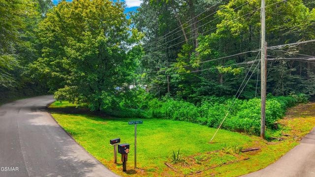 Lot 10 Maple Hill Way, Gatlinburg, TN 37738