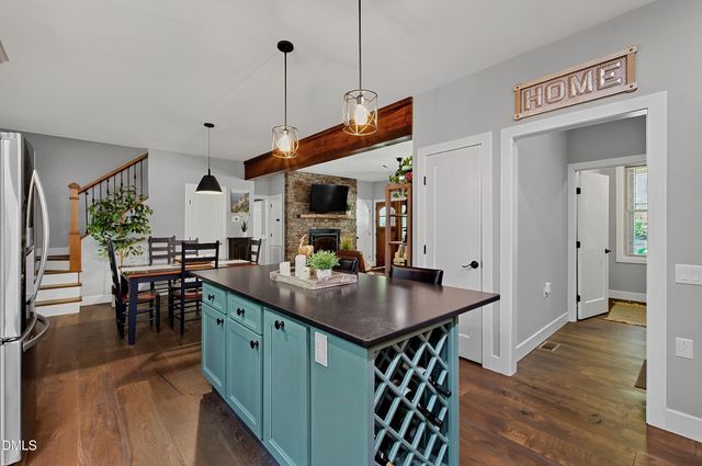 2560 New Hope Drive, Chapel Hill, NC 27514