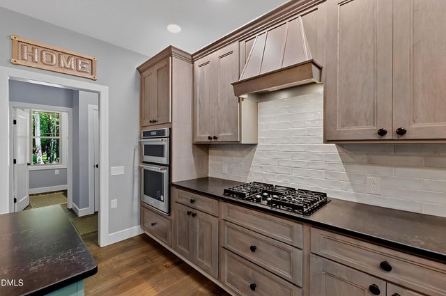 2560 New Hope Drive, Chapel Hill, NC 27514